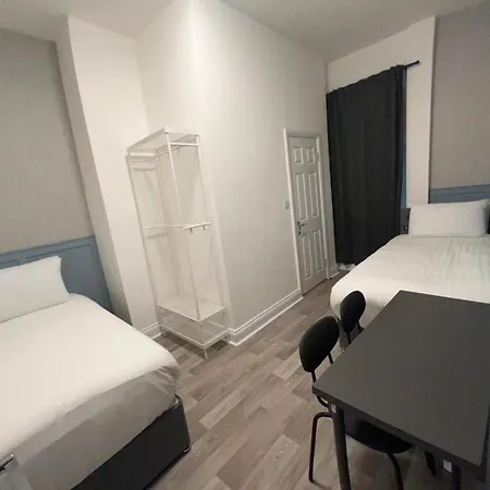 Saint Annes - 22 Berkeley منزل للإقامة *