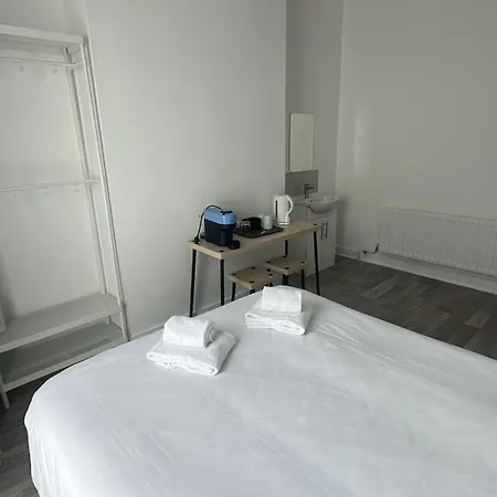 Saint Annes - 22 Berkeley *