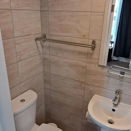 Saint Annes - 22 Berkeley Δωμάτια σε οικογενειακή κατοικία *