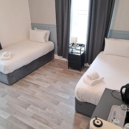 בית אירוח Saint Annes - 22 Berkeley