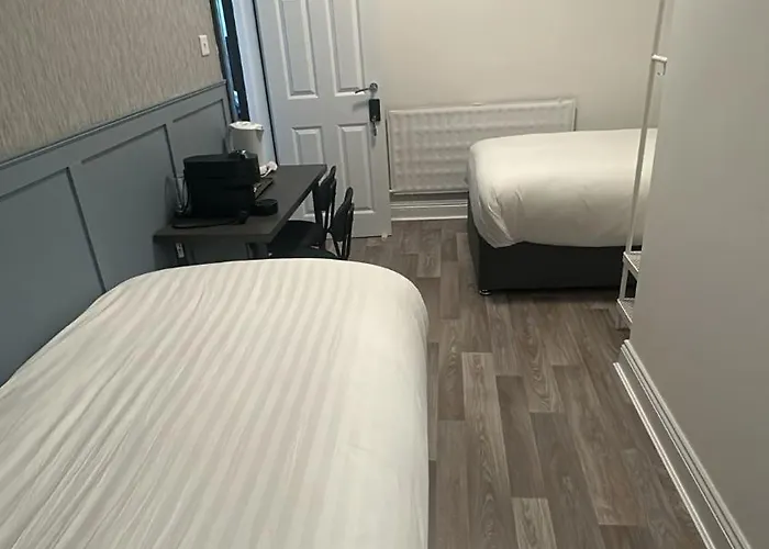 Pansiyon Saint Annes - 22 Berkeley